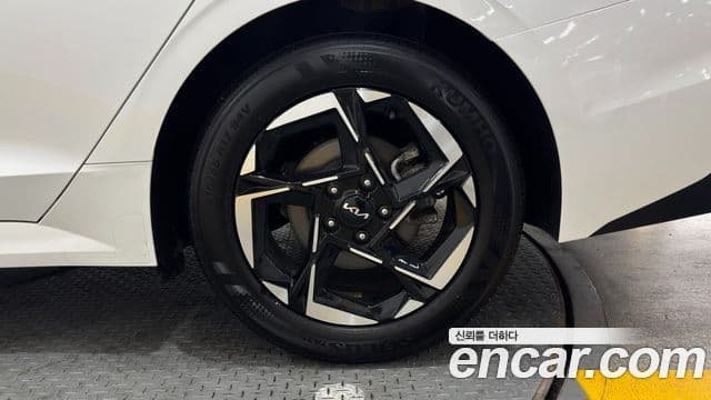Kia K5 2024 — фото 4 из 20