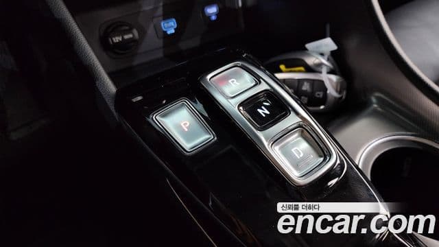 Hyundai Sonata 2022 — ფოტო 8/20