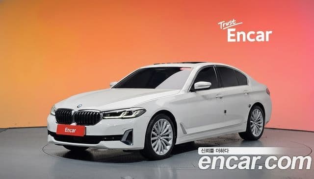 BMW 5 Series 2023 — Şəkil 1/20