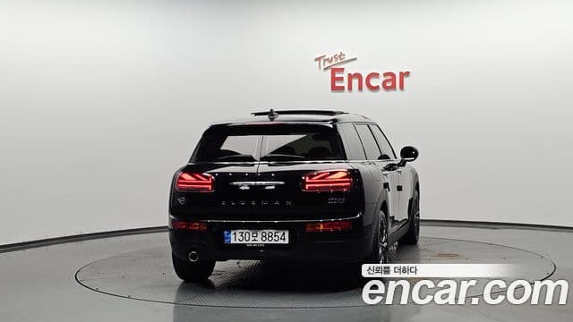 Mini Cooper Clubman 2024 — ფოტო 4/20