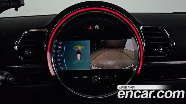 Mini Cooper Clubman 2024 — ფოტო 15/20