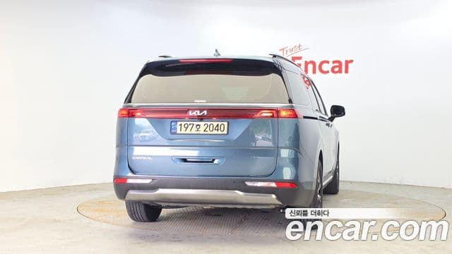 Kia Carnival 2022 — Фото 4/20