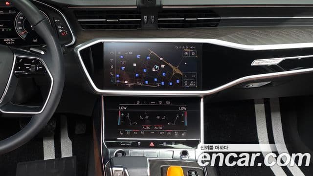 Audi A6 2023 — ფოტო 14/20