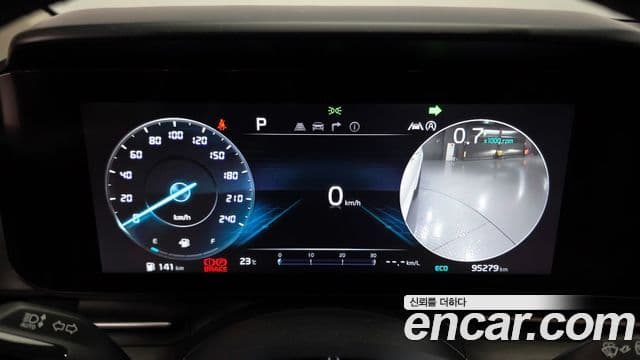 Kia Carnival 2022 — Şəkil 8/20