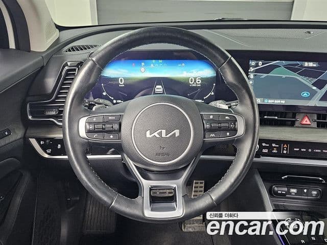 Kia Sportage 2023 — Şəkil 13/20