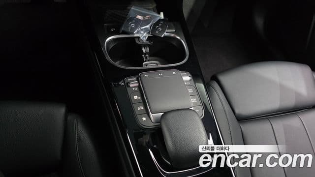 Mercedes-Benz A-Class 2021 — фото 17 из 20