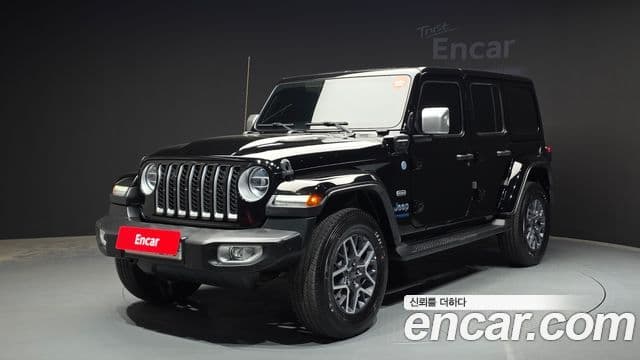 Jeep Wrangler 2022 — Фото 9/20