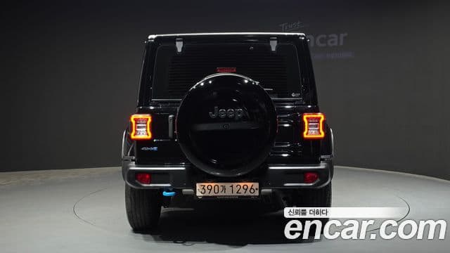 Jeep Wrangler 2022 — Фото 3/20