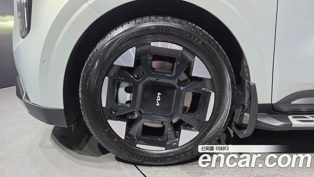 Kia Carnival 2024 — Şəkil 5/20