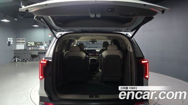 Kia Carnival 2024 — Şəkil 20/20