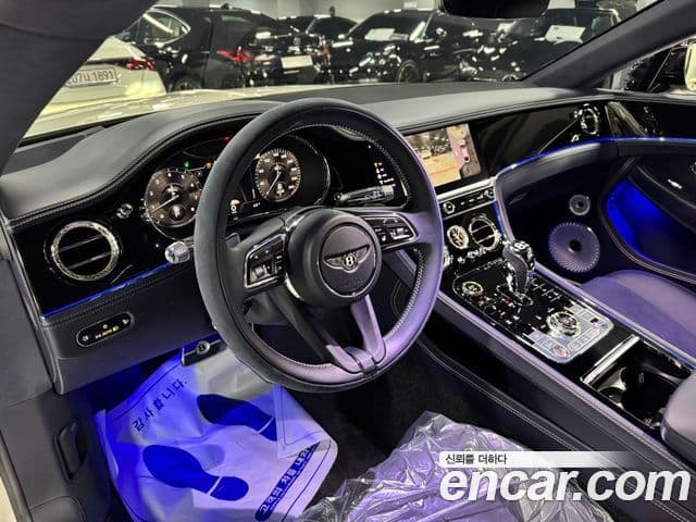 Bentley Continental GT 2023 — Şəkil 3/18