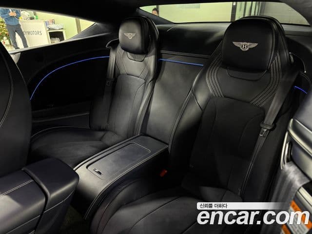 Bentley Continental GT 2023 — Şəkil 14/18