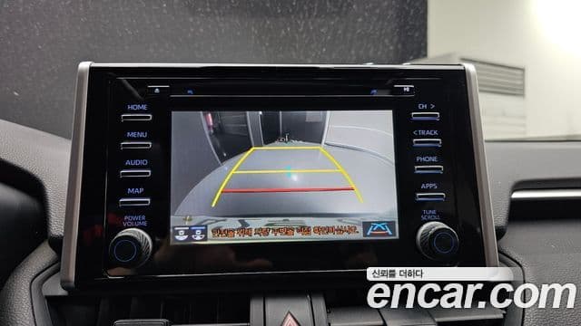 Toyota RAV4 2019 — фото 14 из 20