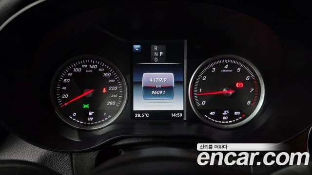 Mercedes-Benz GLC-Class 2019 — Фото 8/20