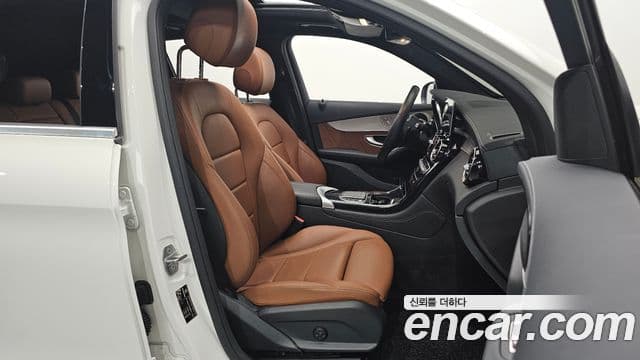 Mercedes-Benz GLC-Class 2021 — ფოტო 10/20