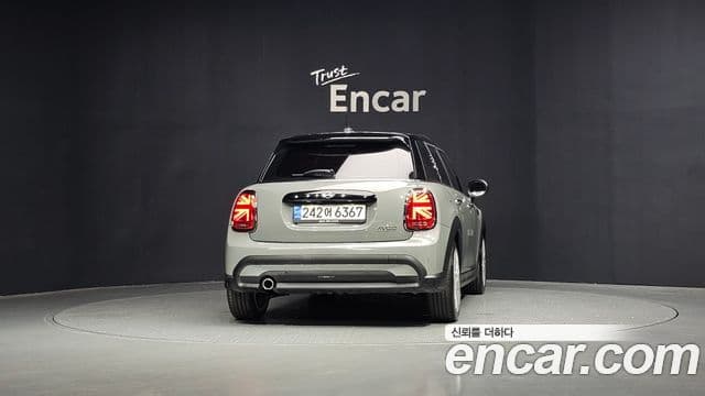 Mini Cooper 2021 — ფოტო 3/20
