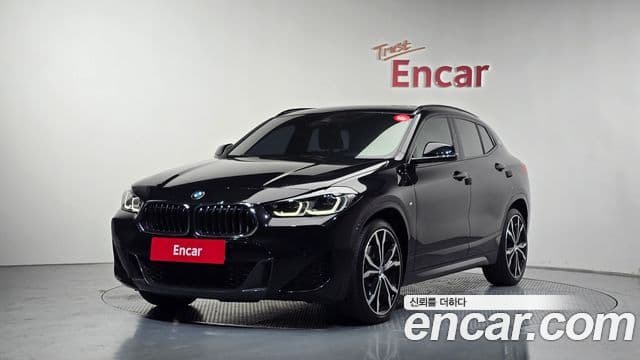 BMW X2 2022 — ფოტო 1/20