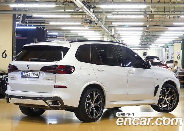 BMW X5, 2025