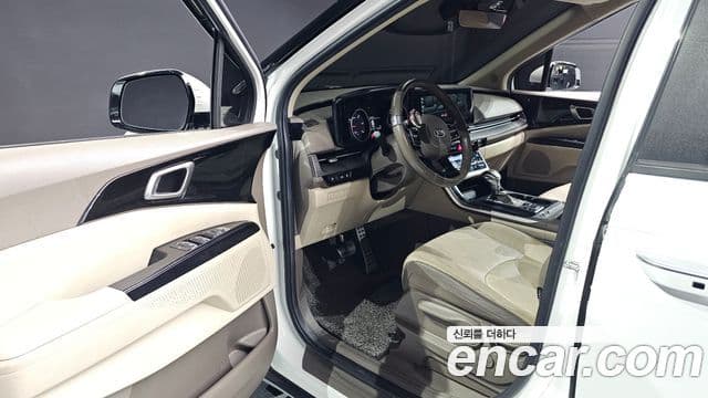 Kia Carnival 2020 — Şəkil 10/20