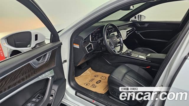 Audi A6 2022 — ფოტო 10/20