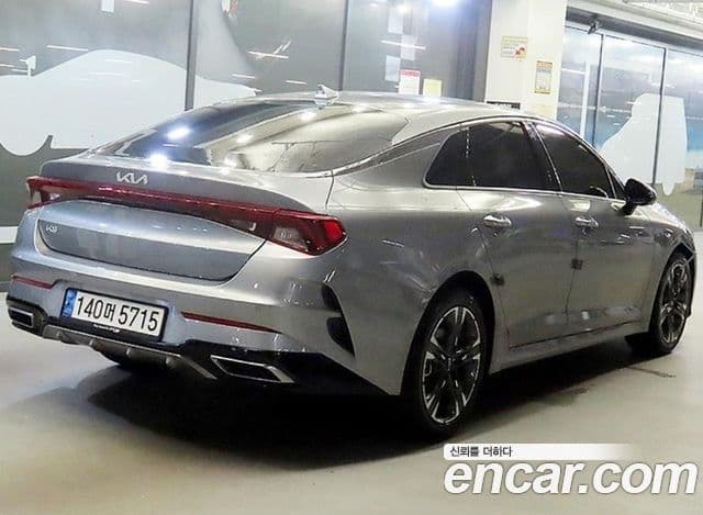Kia K5 2022 — ფოტო 4/20