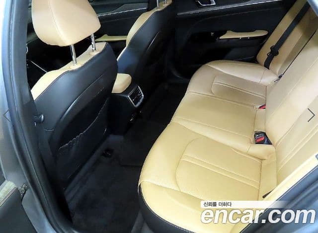 Kia K5 2022 — фото 7 из 20