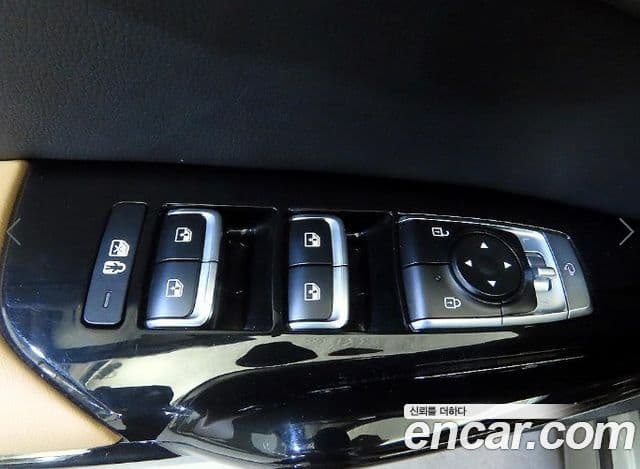 Kia K5 2022 — ფოტო 13/20