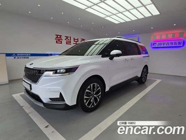 Kia Carnival 2021 — Фото 10/20