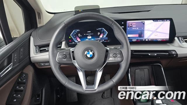 BMW 2 Series Active Tourer 2024 — Фото 13/20
