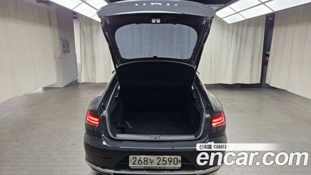 Volkswagen Arteon 2019 — Şəkil 17/20