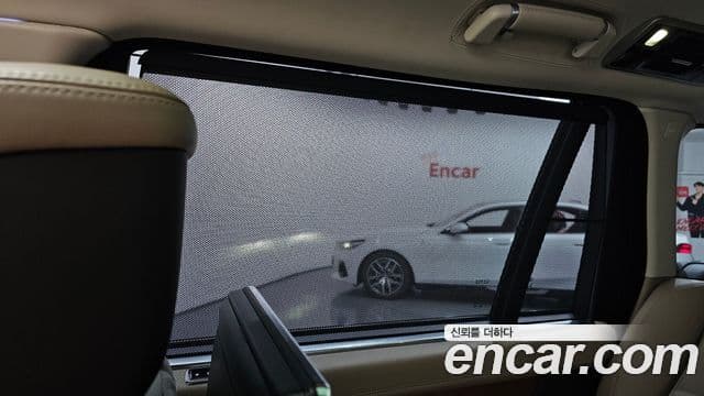 Land Rover Range Rover 2019 — Photo 14/46