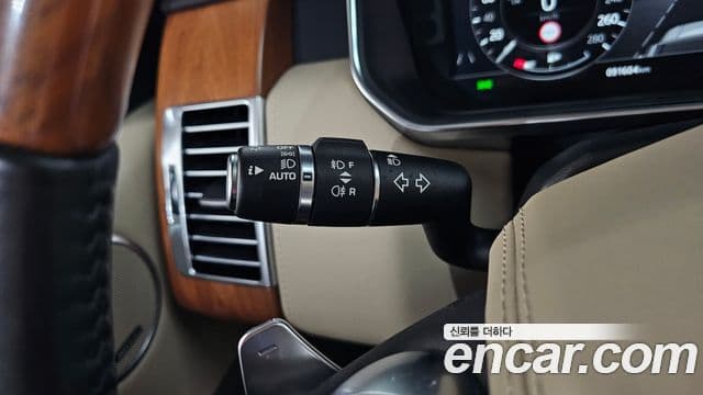 Land Rover Range Rover 2019 — Photo 45/46