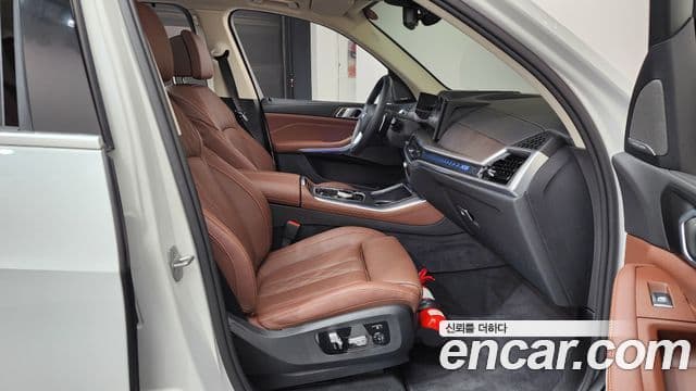 BMW X5 2025 — Photo 29/37