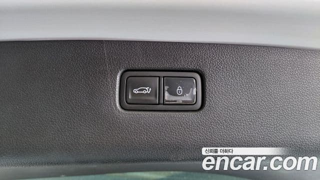 Genesis GV80 2023 — ფოტო 17/20