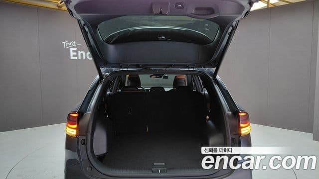 Kia Sportage 2024 — Фото 18/20