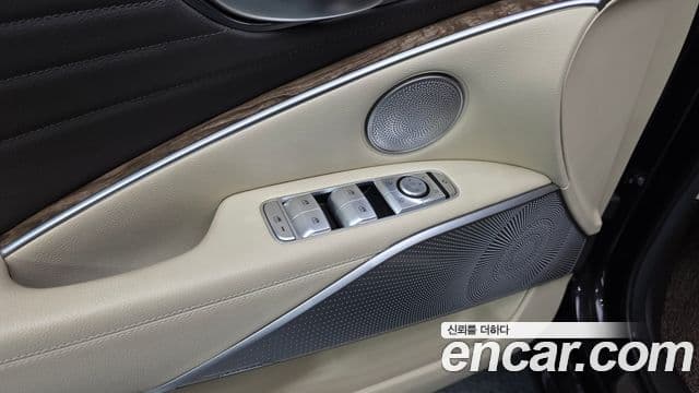 Kia The K9 2019 — ფოტო 19/20
