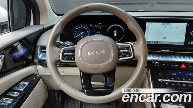 Kia Carnival 2023 — Şəkil 13/20