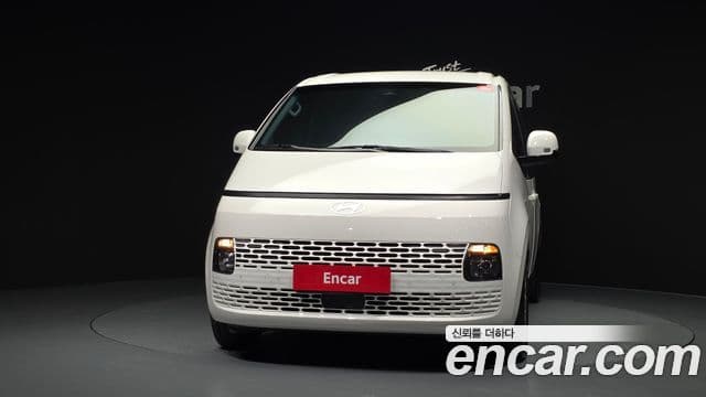 Hyundai Staria 2024 — ფოტო 3/20