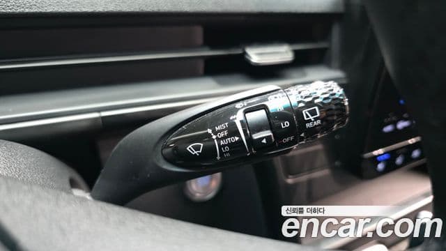 Hyundai Staria 2024 — Photo 12/31