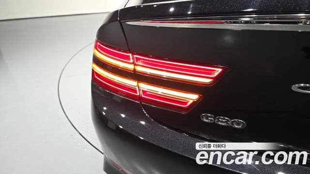 Genesis G80 2022 — Photo 11/40