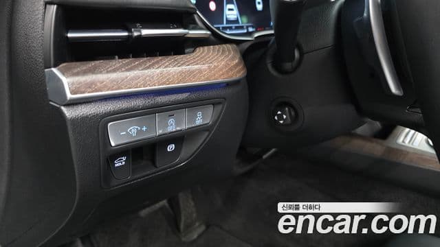 Genesis G80 2022 — Photo 24/40
