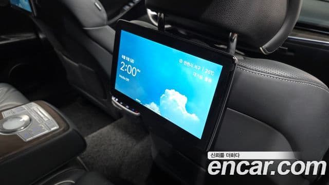 Genesis G80 2022 — Photo 26/40
