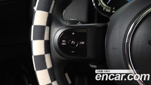 Mini Cooper Countryman 2021 — ფოტო 16/20