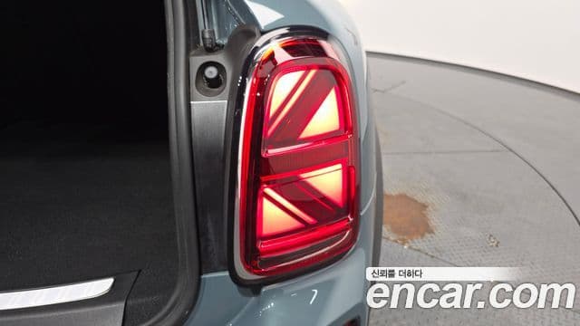 Mini Cooper Countryman 2021 — Photo 17/31