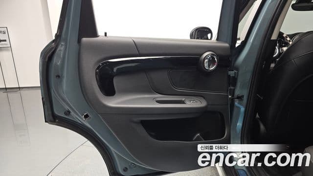 Mini Cooper Countryman 2021 — Photo 29/31