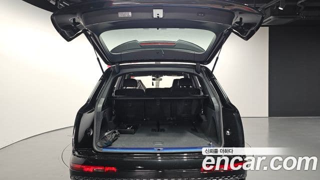 Audi Q7 2026 — ფოტო 20/20
