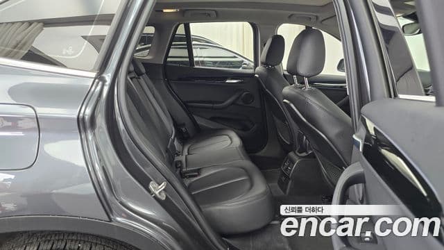 BMW X1 2022 — фото 12 из 20