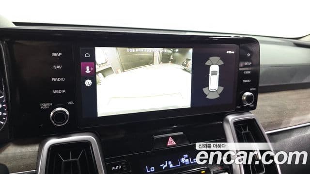 Kia Sorento 2023 — фото 13 из 20