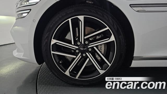 Genesis Electrified G80 2026 — фото 5 из 20