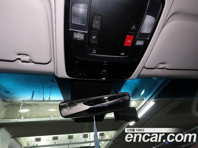 Hyundai Staria 2024 — ფოტო 16/20